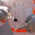 Epidémie d'Ebola : un premier cas identifié en France, chez un médecin de retour de RDC