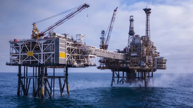 Guerre : Le pétrole retombe après les progrès des négociations Iran/Etats-Unis