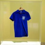 Le maillot de Pelé lors de la finale du Mondial-1958 vendu 4,9 millions de dollars
