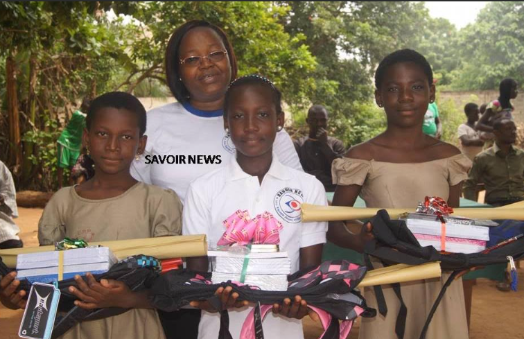 Projet de reboisement/Ecoles primaires : L’Agence Savoir News a encore mis des plants en terre, dans trois écoles primaires à Lomé ce vendredi