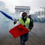"On prend la Bastille": une journée de manifestation en France émaillée de scènes de chaos