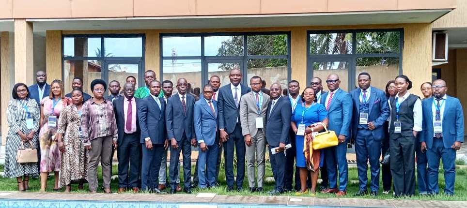 Droit des assurances de dommages : magistrats, avocats et professionnels de cinq pays en formation à Lomé